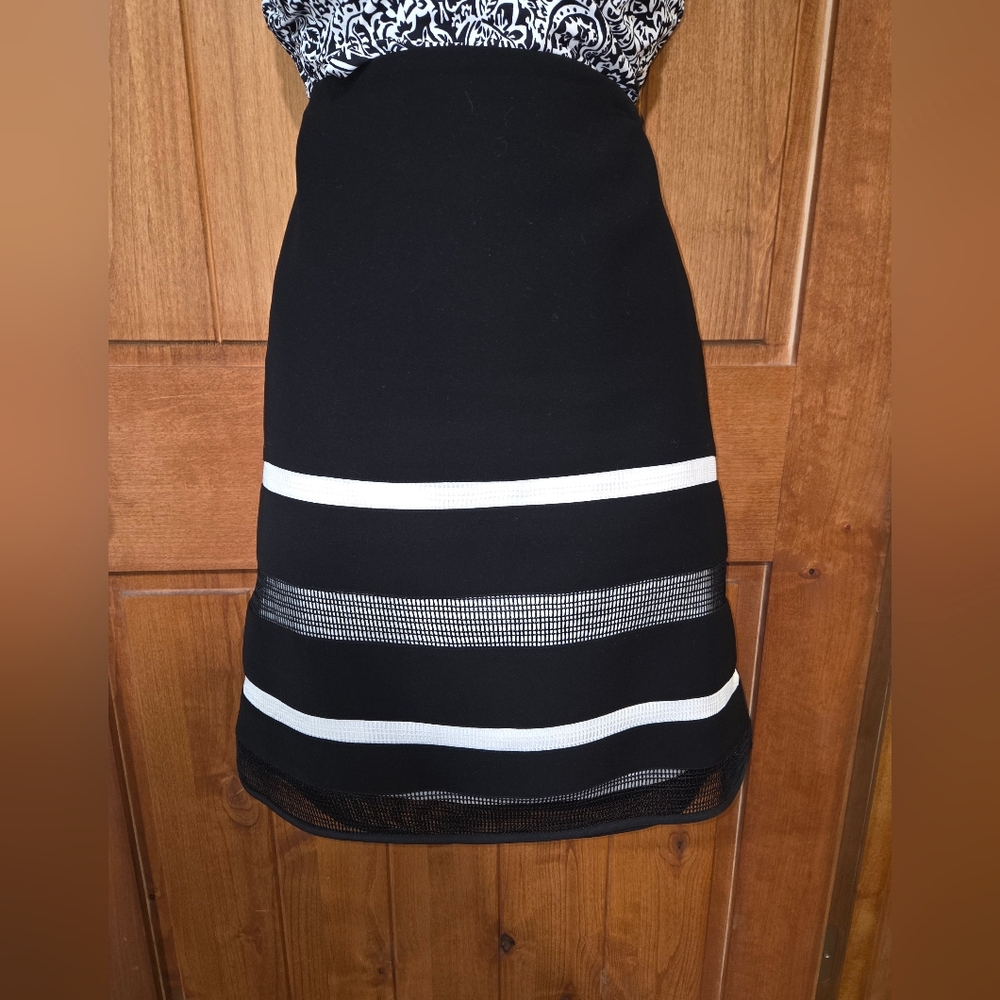 WH/BM Chicā Black and White Pencil Skirt